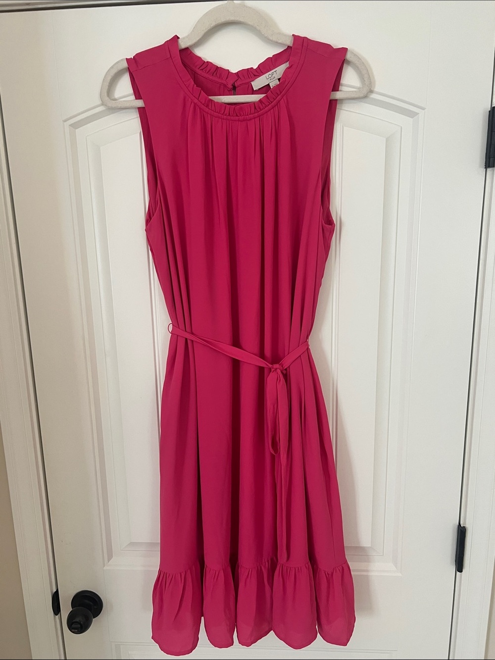 LOFT Plus Women’s Sleeveless Hot Pink Tie-Waist Maxi Dress Sz 16 NWOT